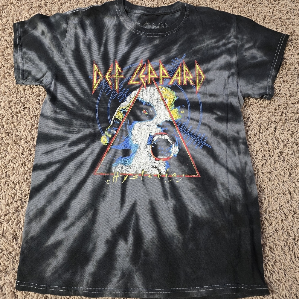Def Leppard Hysteria Tie dye Rock Tshirt. Small